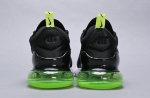 Nike-Air-Max-270-Black-Golda-300x197 Nike Air Max 270 - Black Golda