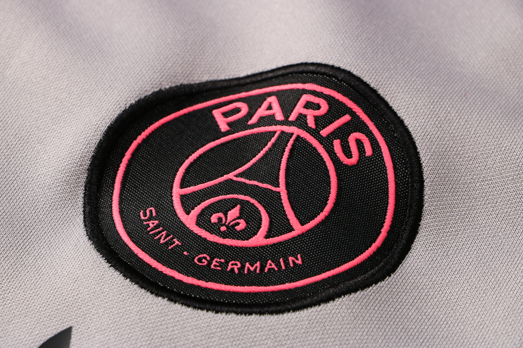 Paris Saint-Germain Tracksuit Jacket 2021/2022 – Light Grey